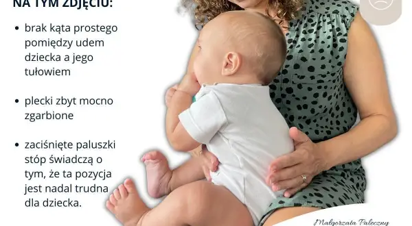 Dziecko w pozycji siedzącej z podparciem, zgarbione plecy i zaciśnięte paluszki stóp. Od kiedy można sadzać dziecko z podparciem?